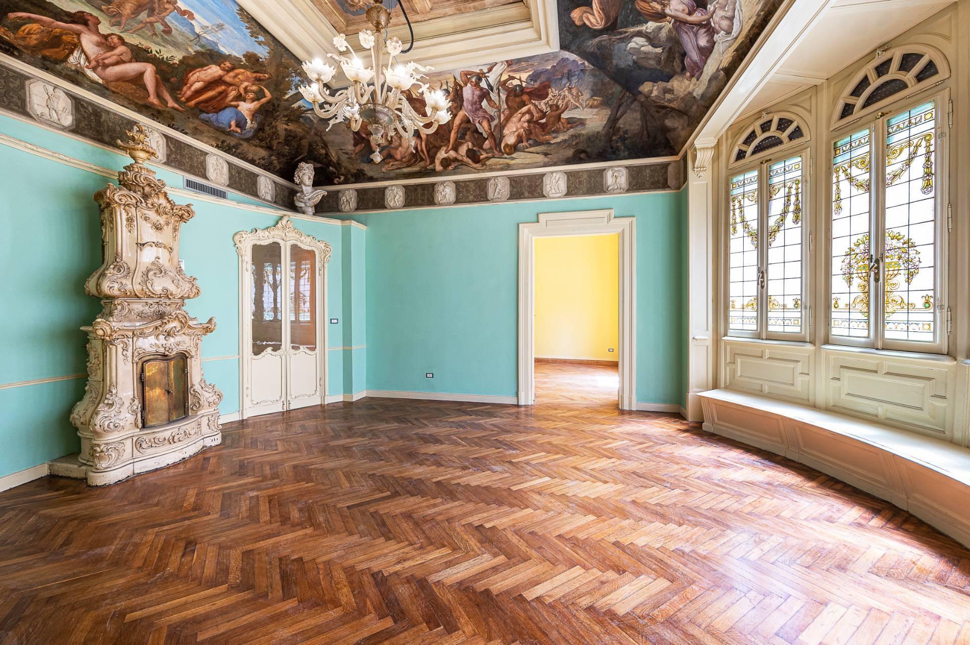 Palais historique au coeur de la Rome antique - 6
