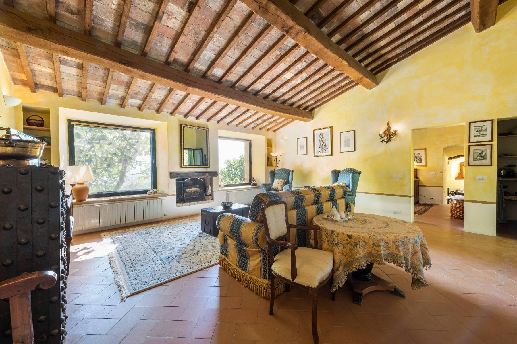 Charming property in Val d'Orcia - 35
