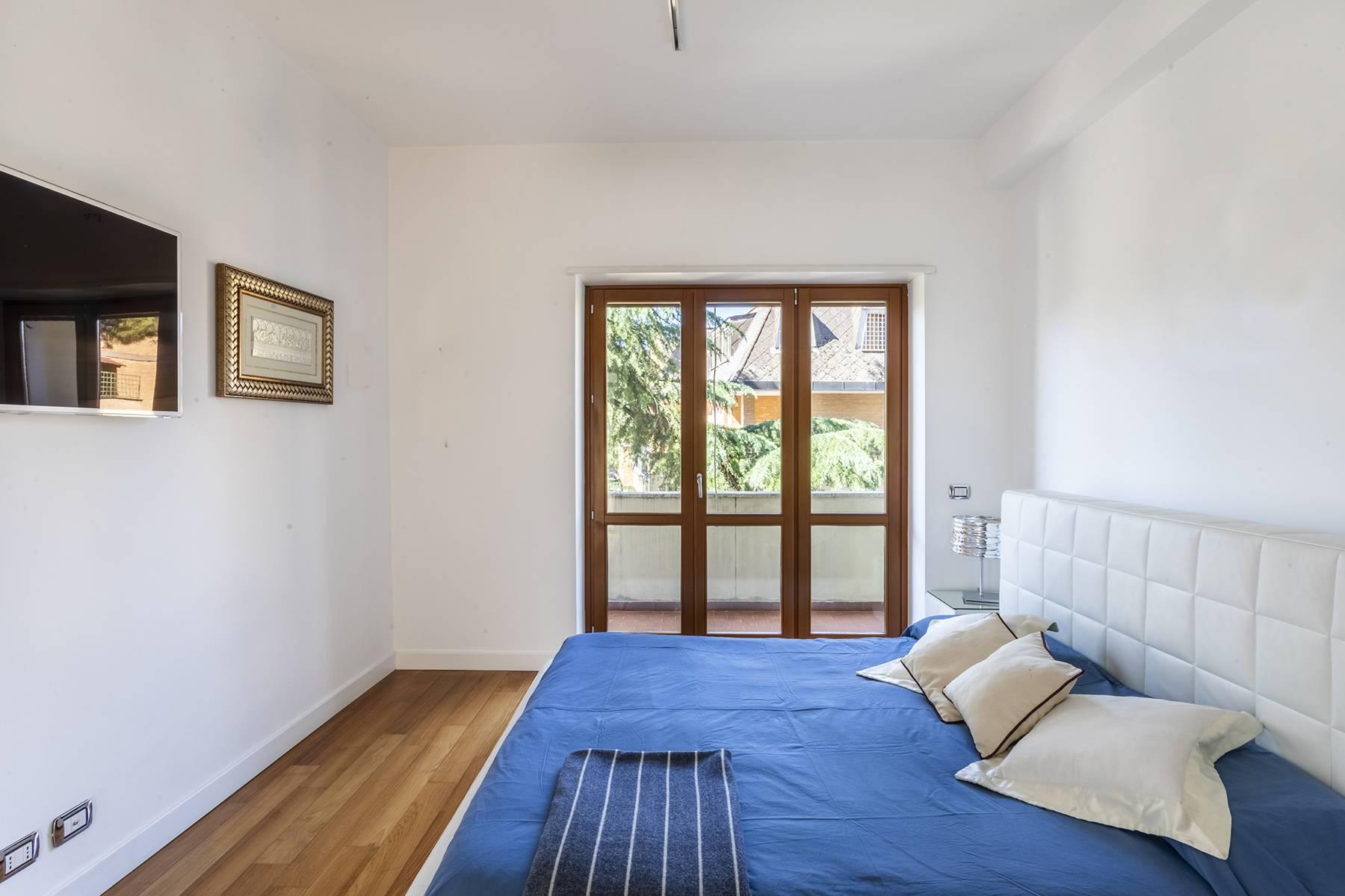 Modern and bright renovated apartment in Vigna Clara neighborhood - 11