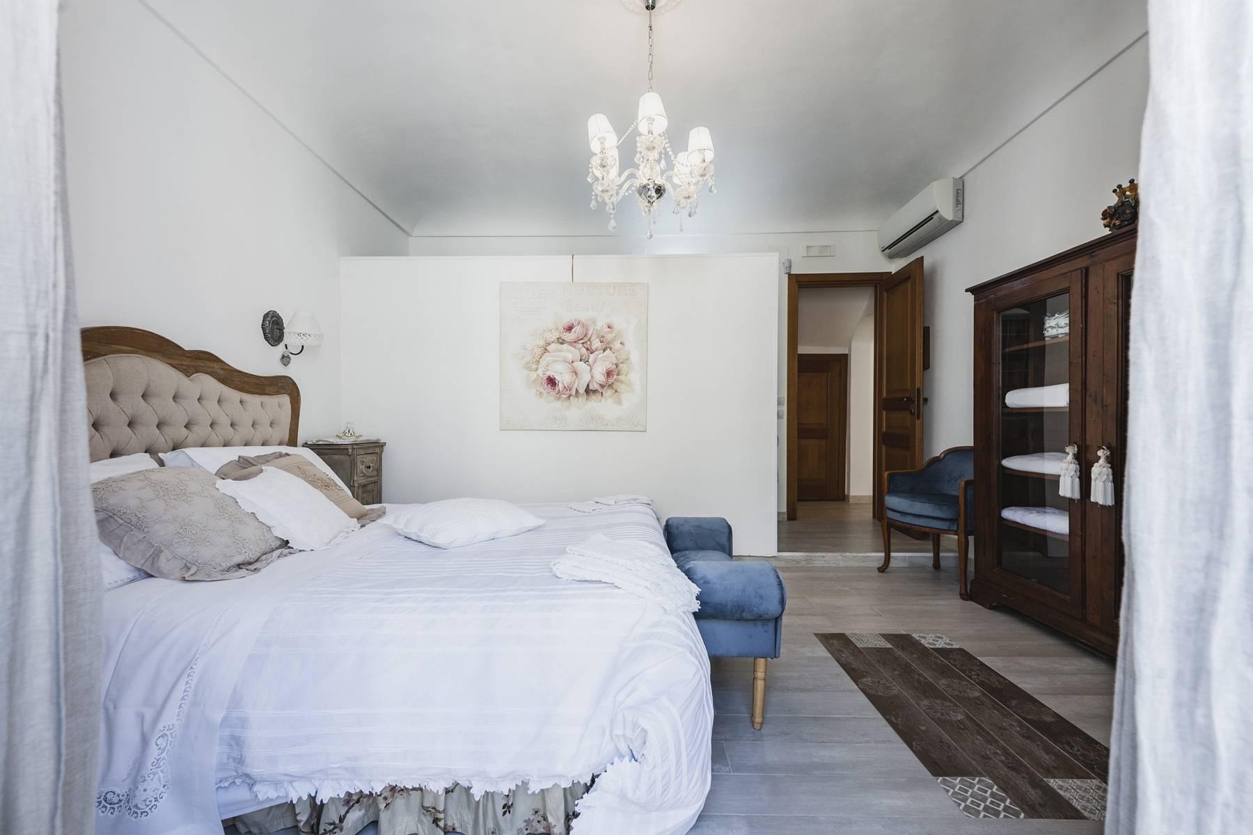 Elegante Wohnung mit Terrasse und Meerblick in Ortigia - 14