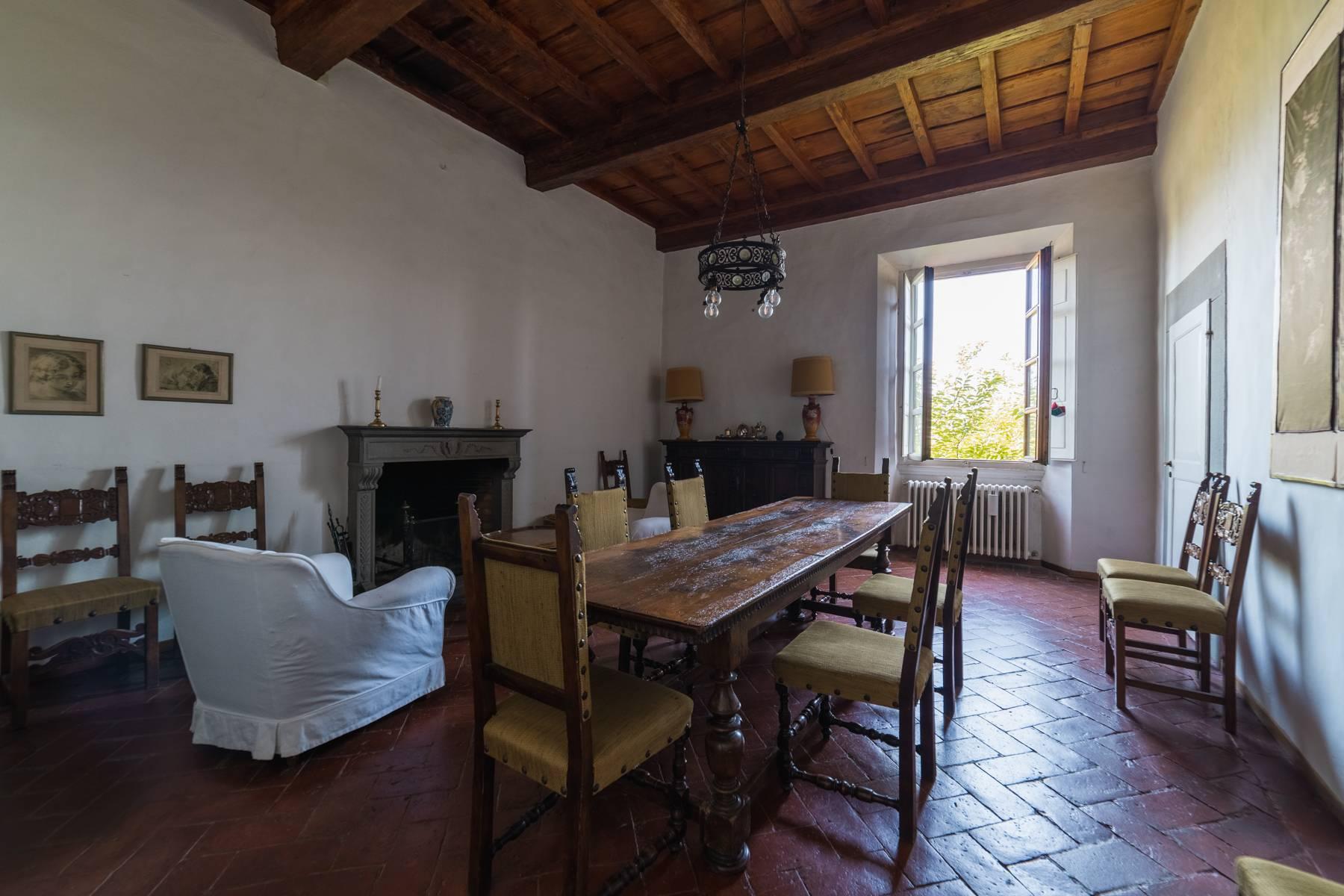 Schönes Anwesen in Rignano sull'Arno mit atemberaubender Aussicht - 11