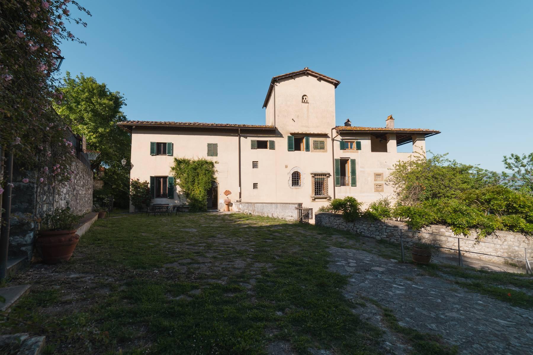 Bellissima proprietà a Rignano sull'Arno con vista mozzafiato - 34