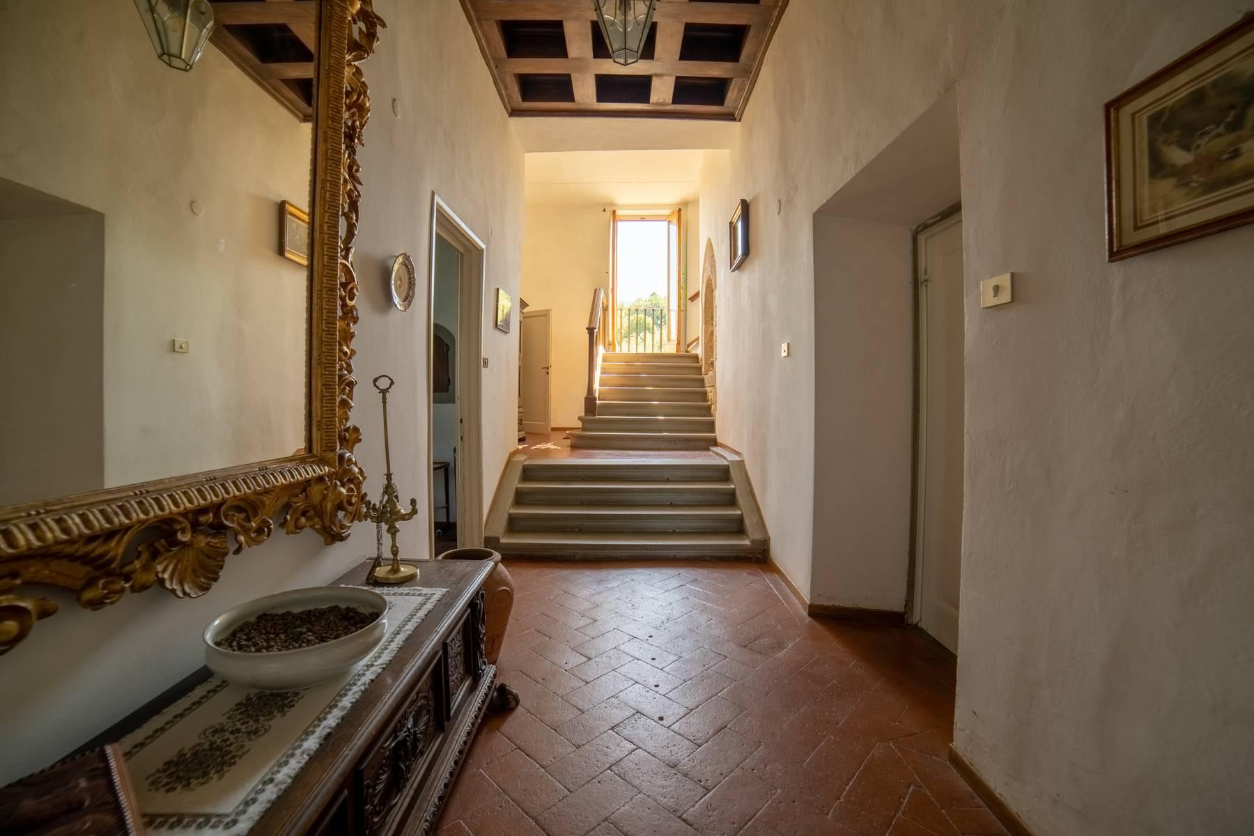 Schönes Anwesen in Rignano sull'Arno mit atemberaubender Aussicht - 14