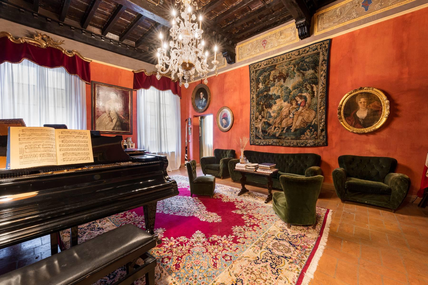 Elégant appartement dans un palais historique de Sienne - 1