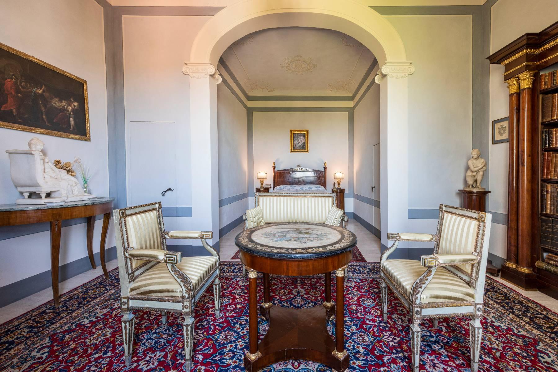 Elegante Wohnung im historischen Palast in Siena - 10