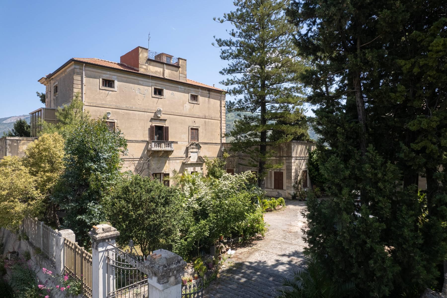 Historic mansion of Count Majorca Mortillaro in Francavilla - 2