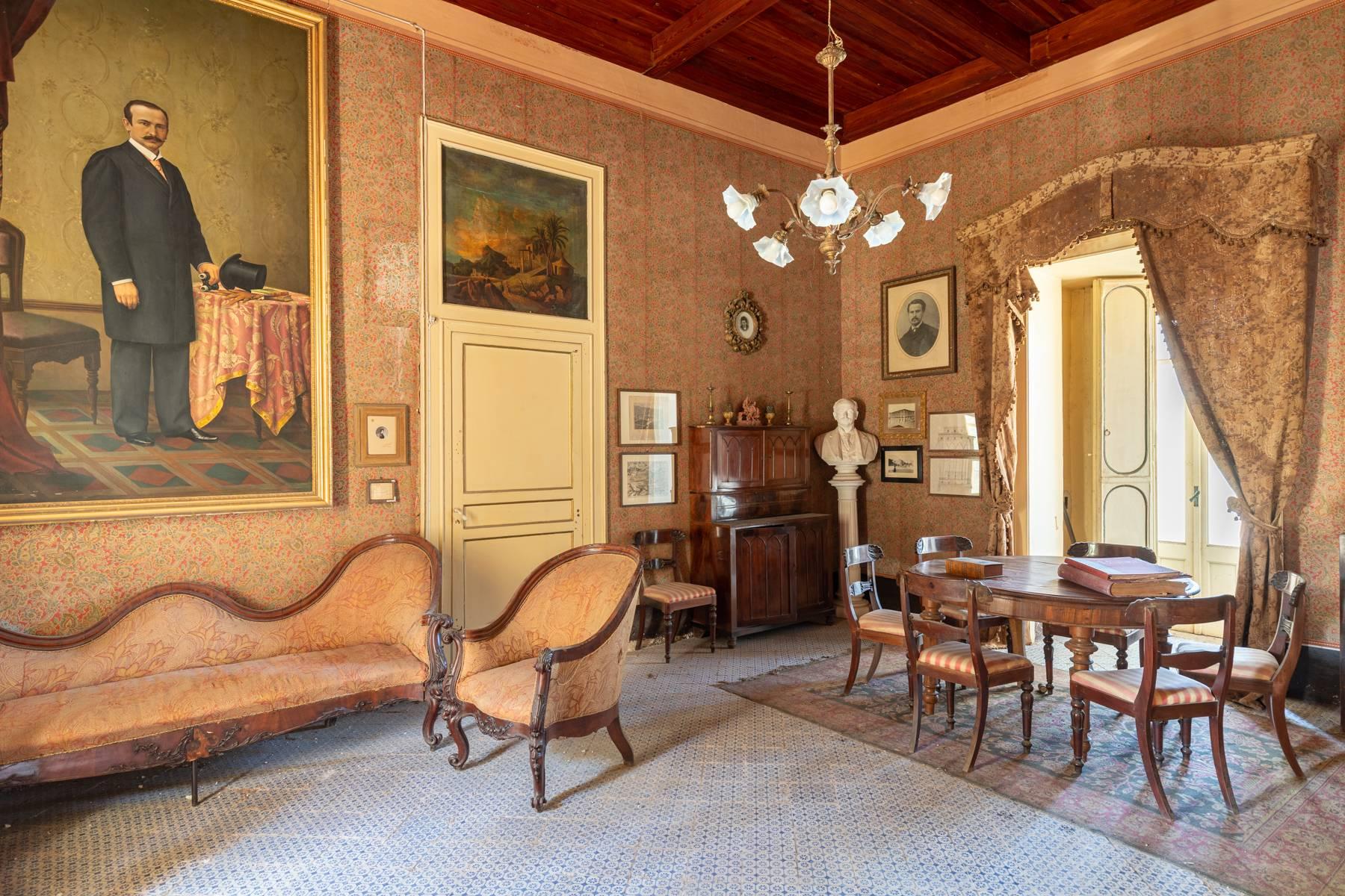 Historisches Haus des Grafen Mallorca Mortillaro in Francavilla - 3