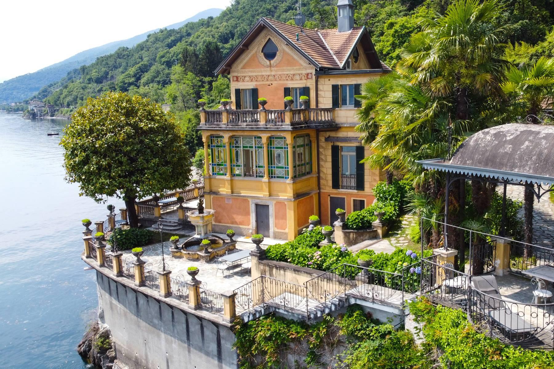 Exclusive villa facing Lake Maggiore - 4