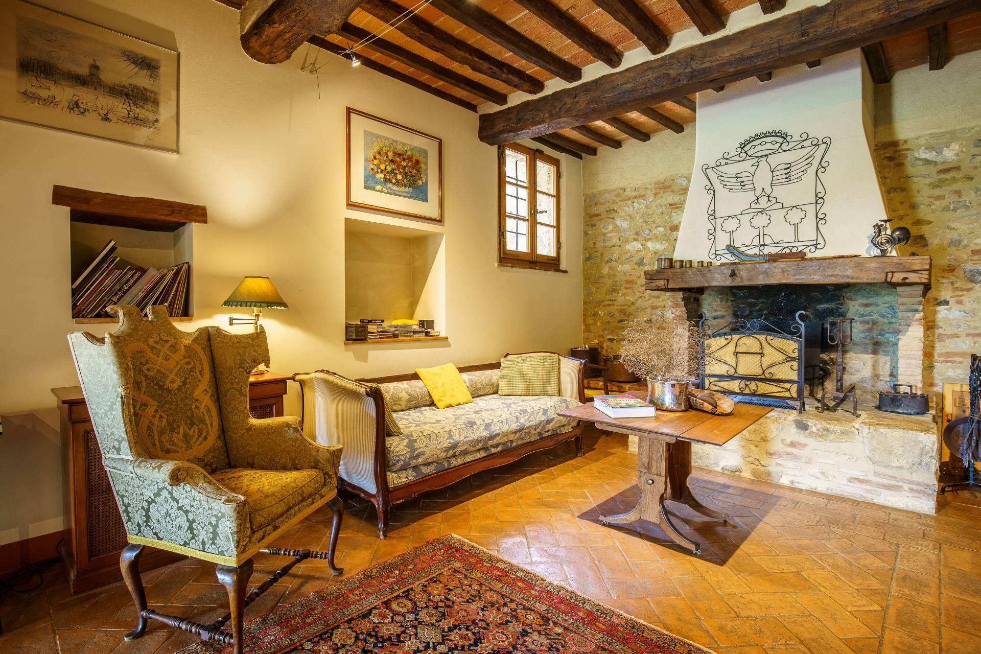 Charming fully refurbished country house in Chianti - 8