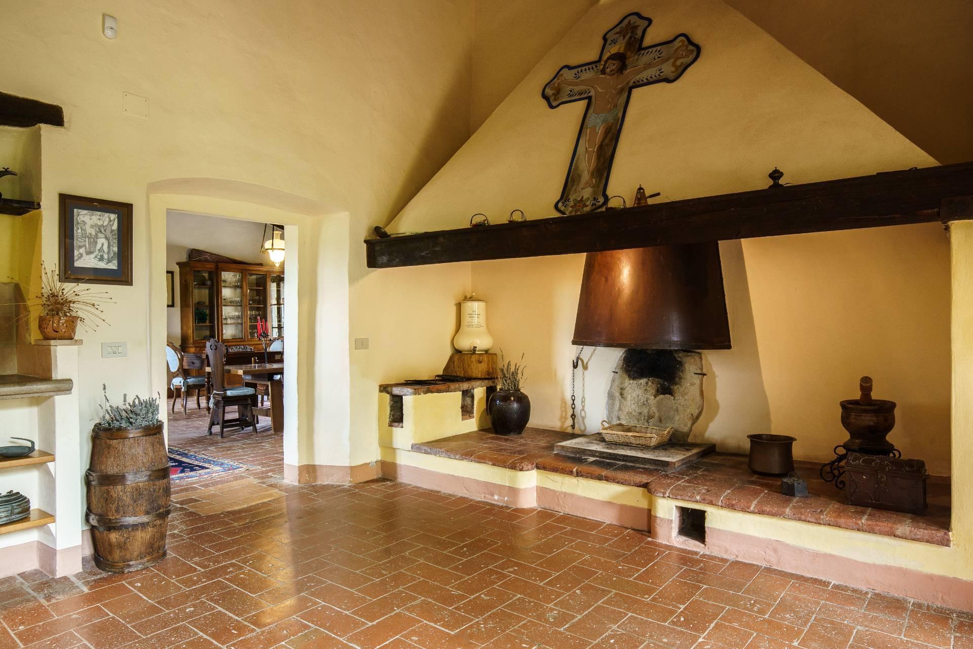 Charming fully refurbished country house in Chianti - 33
