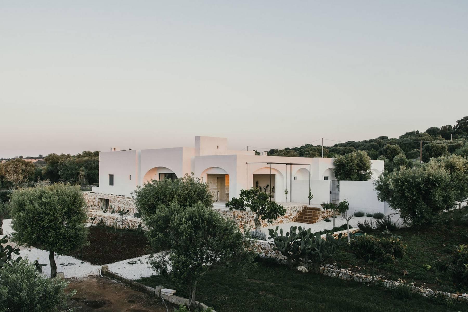 A modern farmhouse grounded in history in the heart of Puglia - 9