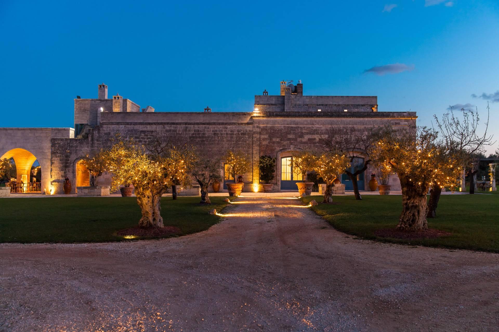 A historic estate with modern luxury in the heart of Puglia - 30