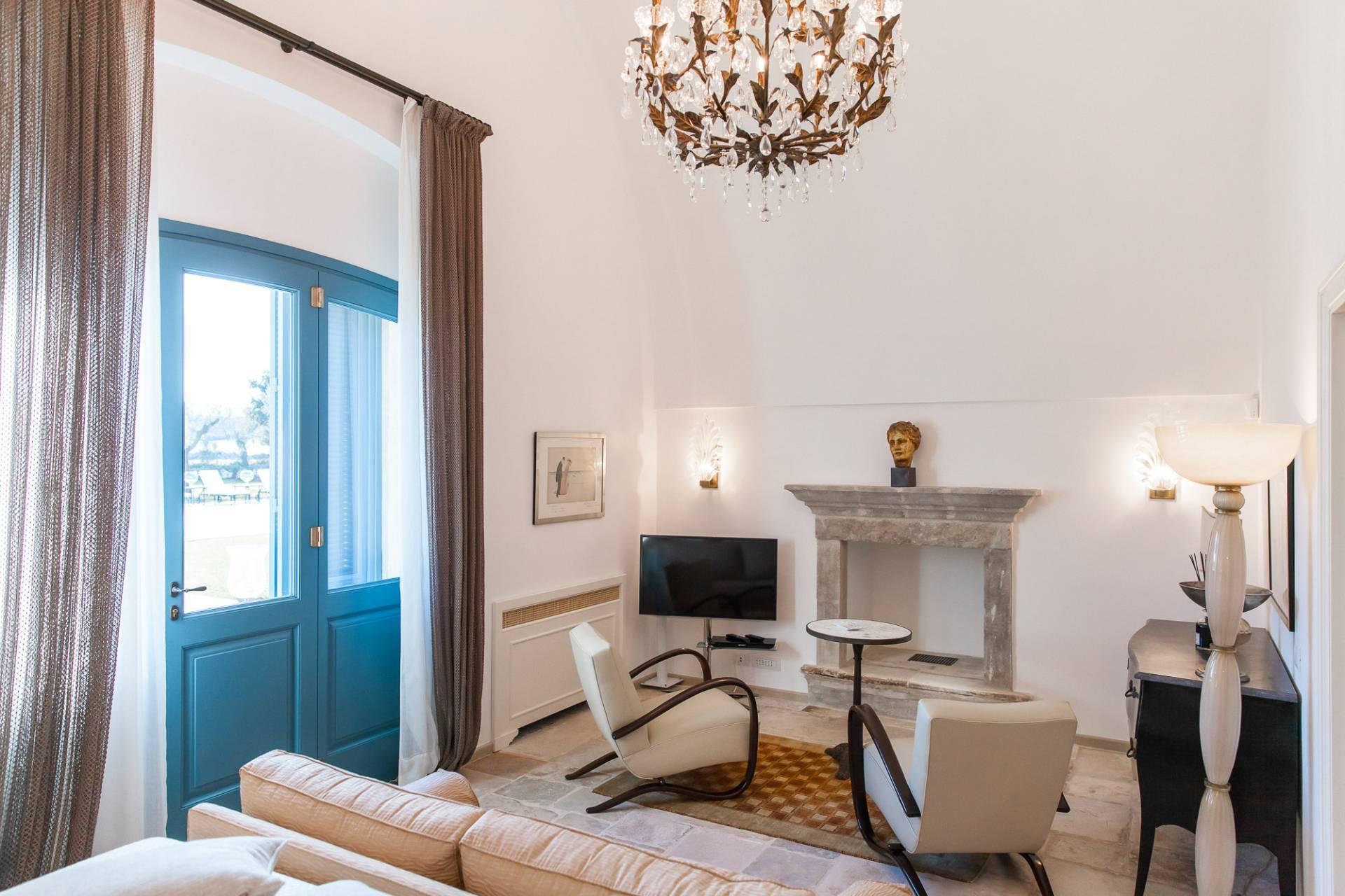 A historic estate with modern luxury in the heart of Puglia - 12