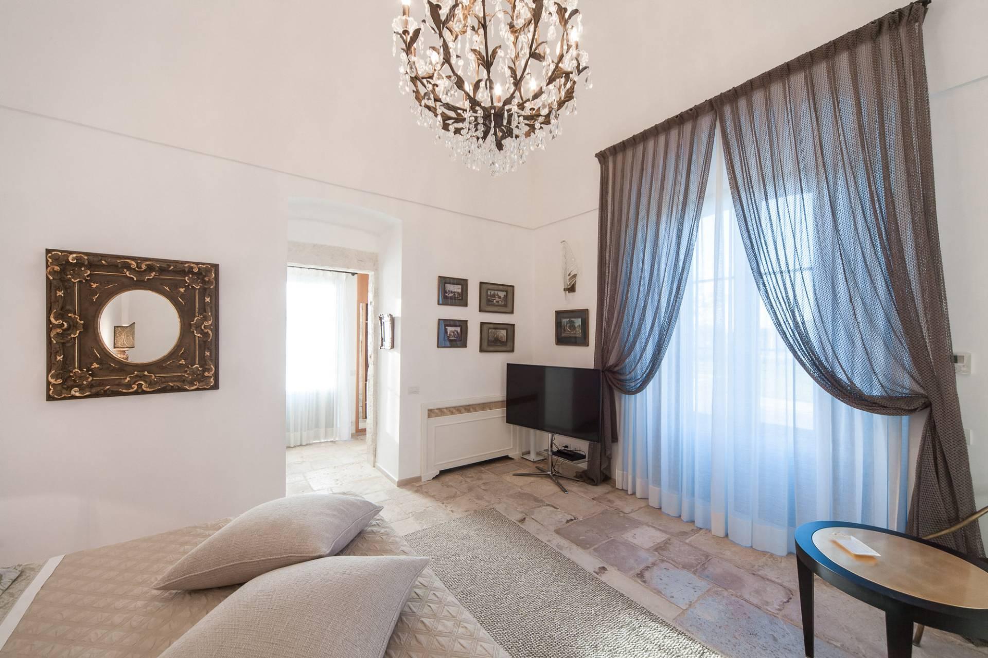 A historic estate with modern luxury in the heart of Puglia - 11
