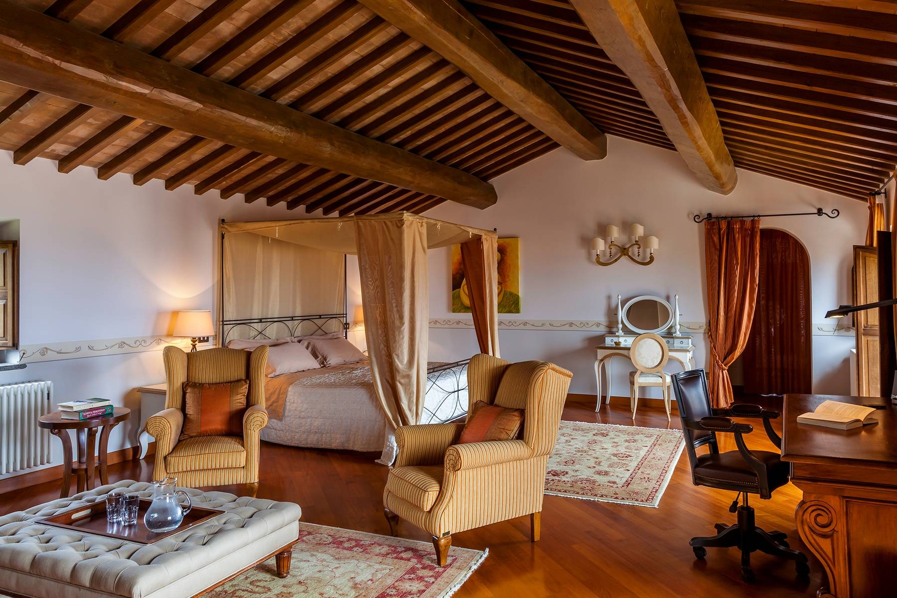 A Gorgeous estate nestled between Tuscany, Umbria, and Lazio - 10