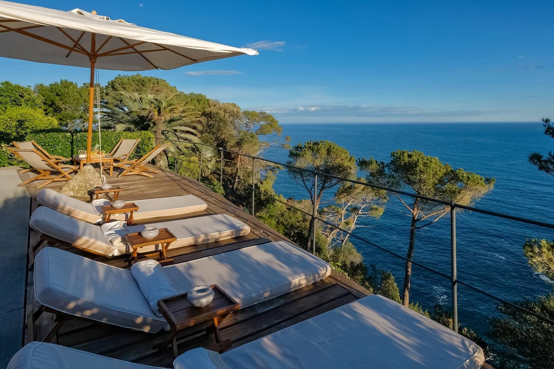 Luxury villa, overlooking the bay of Portofino - 2