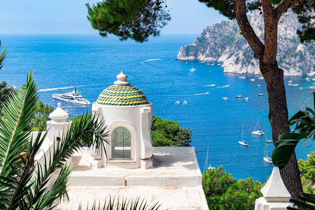 Monumental historic estate in the heart of Capri Villa For sale Capri