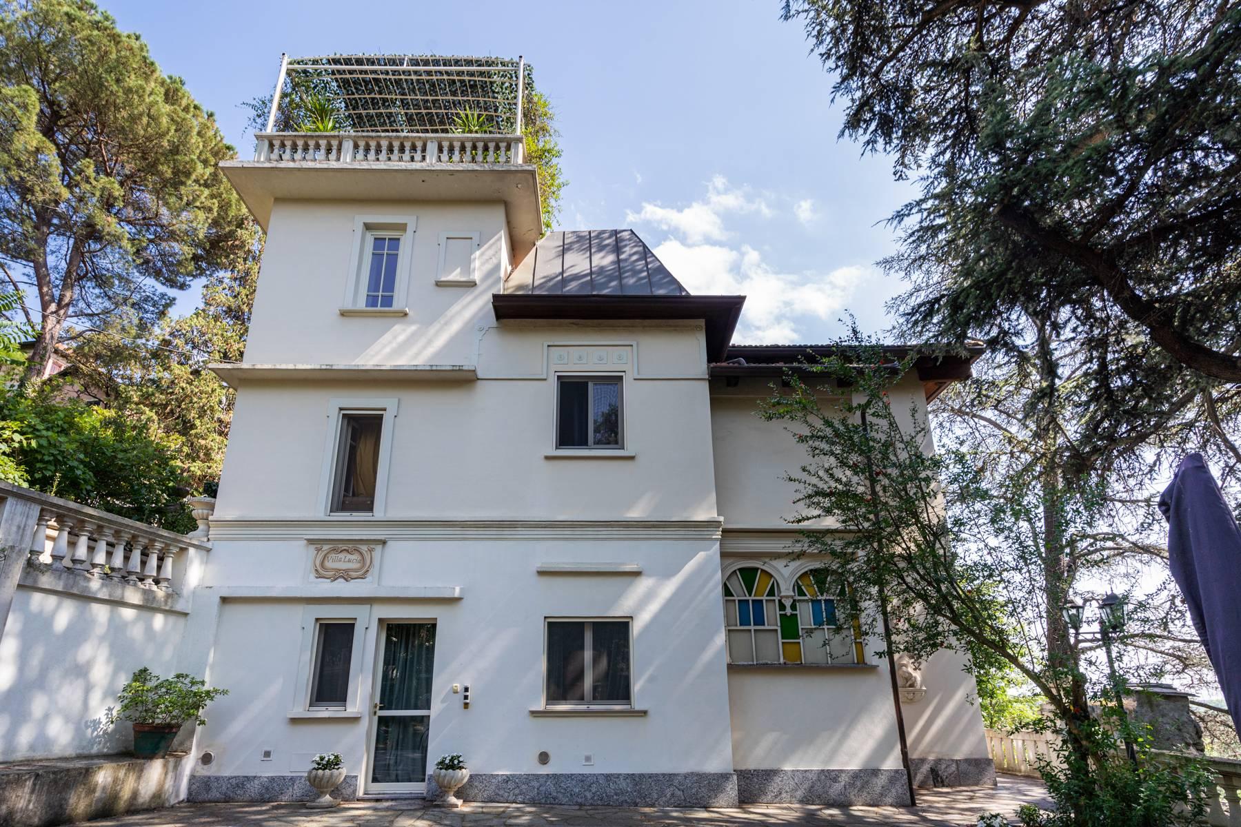 Villa Art Nouveau avec terrasse et jardin - 3