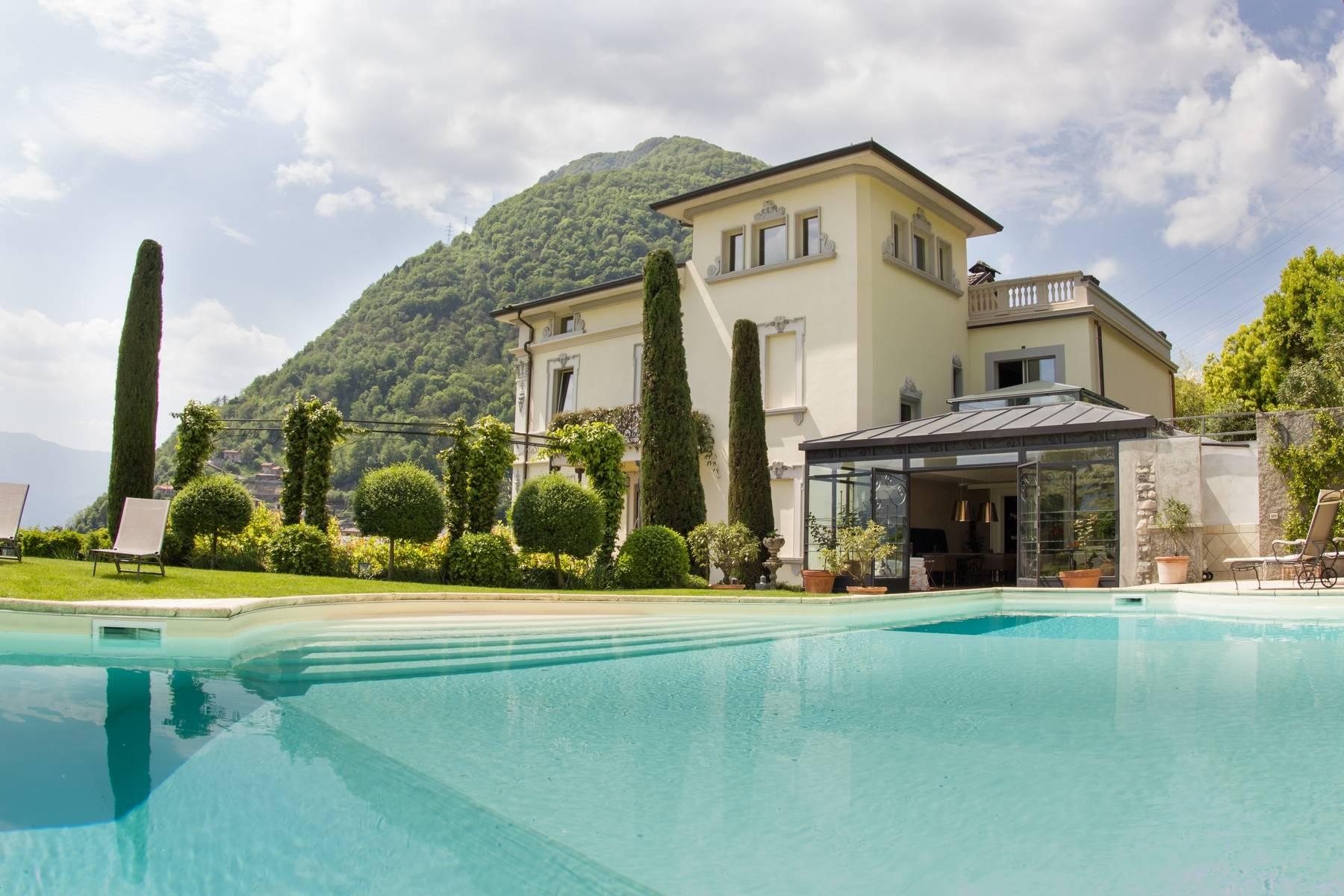 An illustrious estate overlooking Lake Como - 1