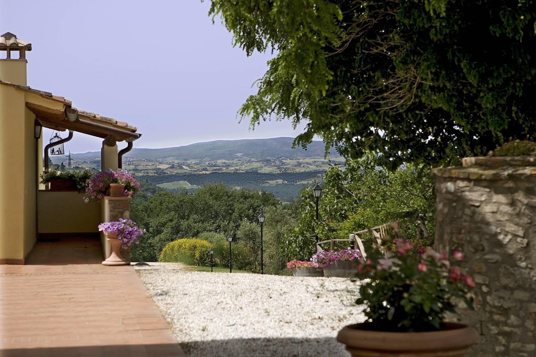 Remarkable 102 hectares wine estate in the heart of Chianti - 8