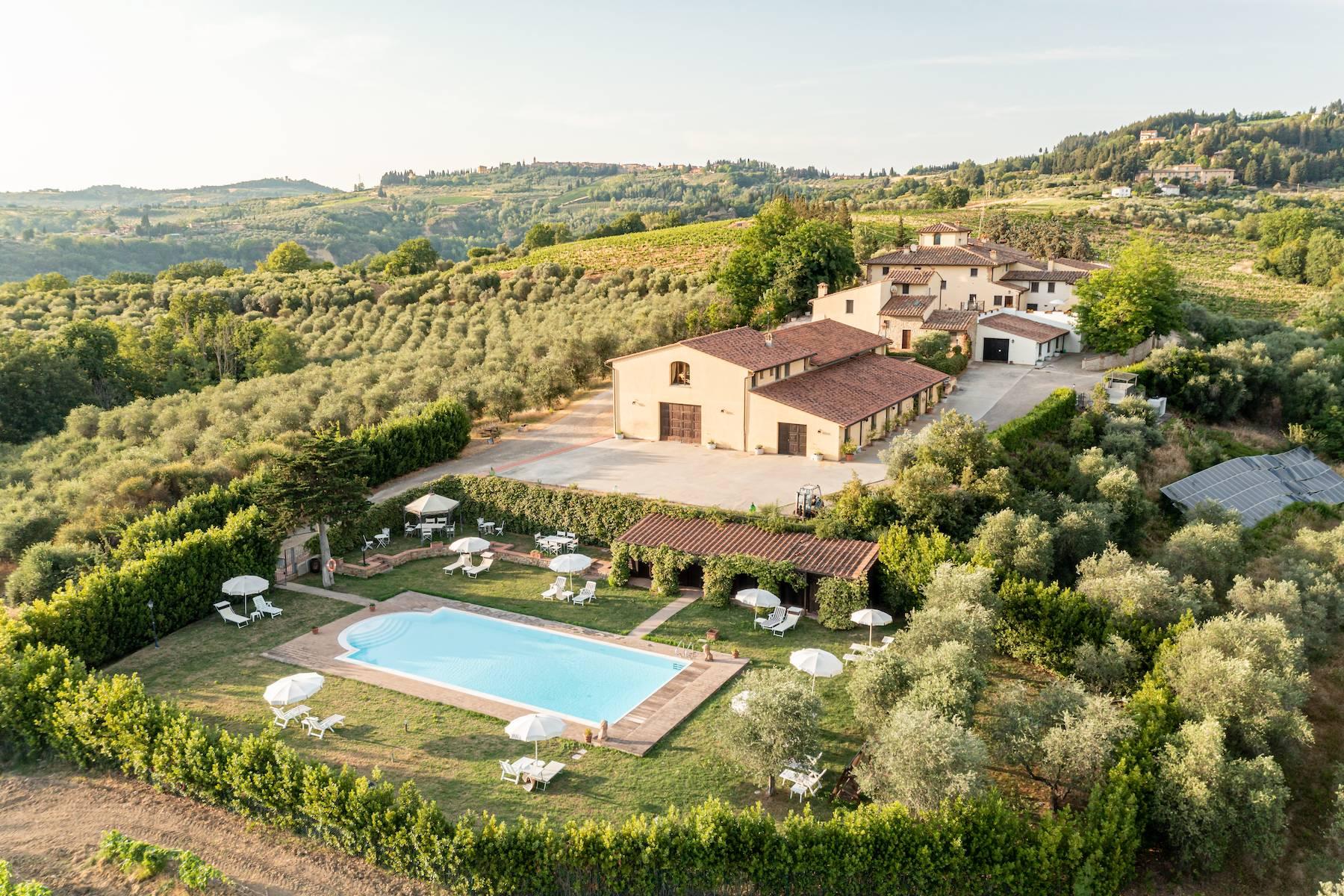 Exceptional 102 hectares wine estate in the heart of Chianti - 3
