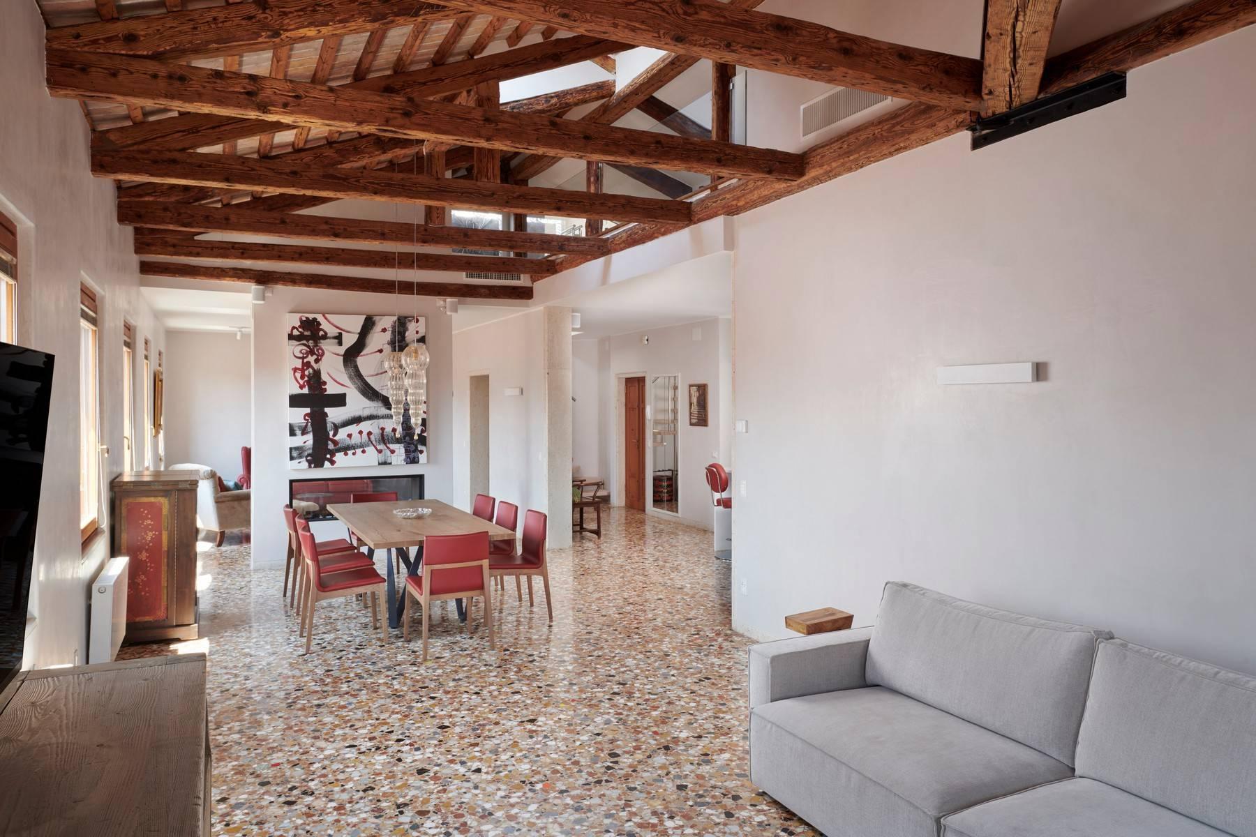Lovely contemporary penthouse close to San Marco - 2