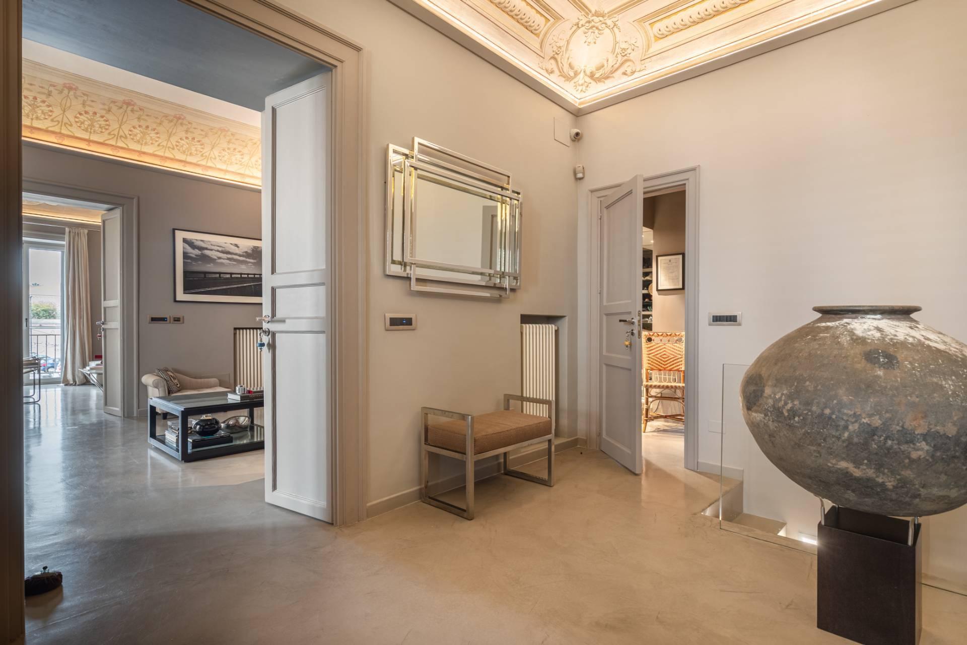 Elegant apartment in Old Town Palermo - 9