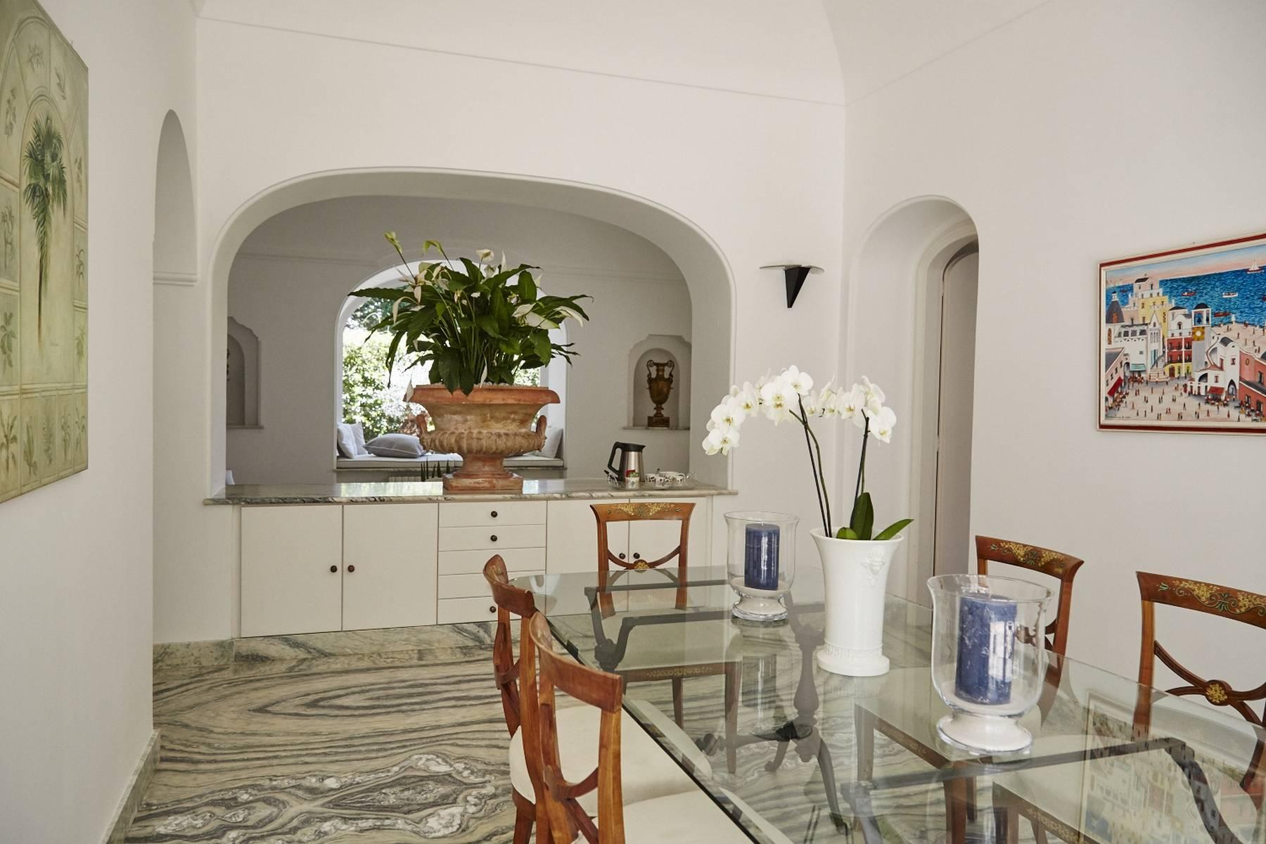 Stunning villa in the heart of the Island of Capri - 12