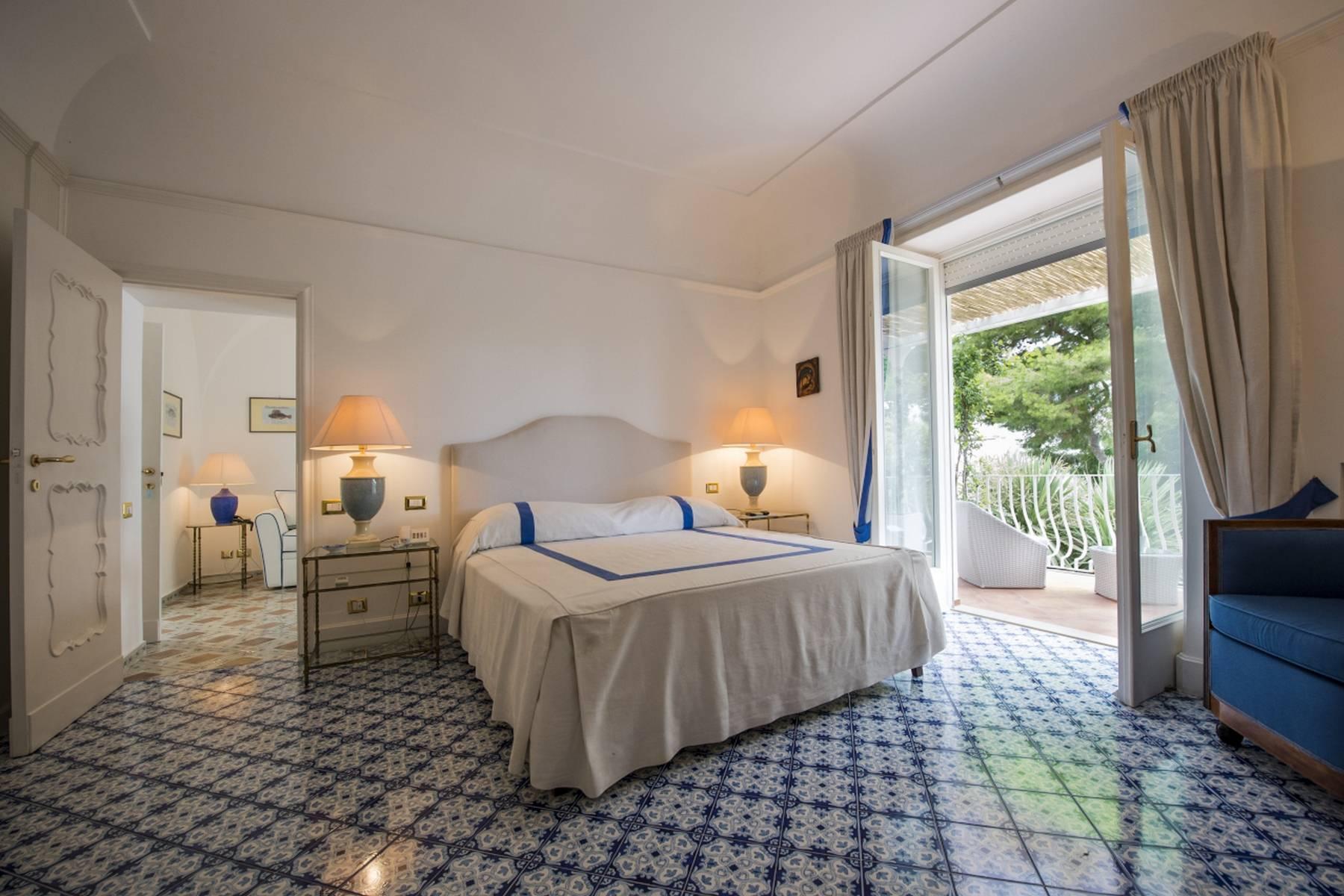 Stunning villa in the heart of the Island of Capri - 18