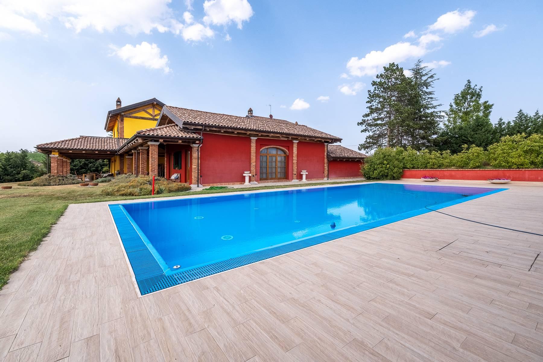 Prächtiges Bauernhaus mit Swimmingpool in den Hügeln des Monferrato - 10