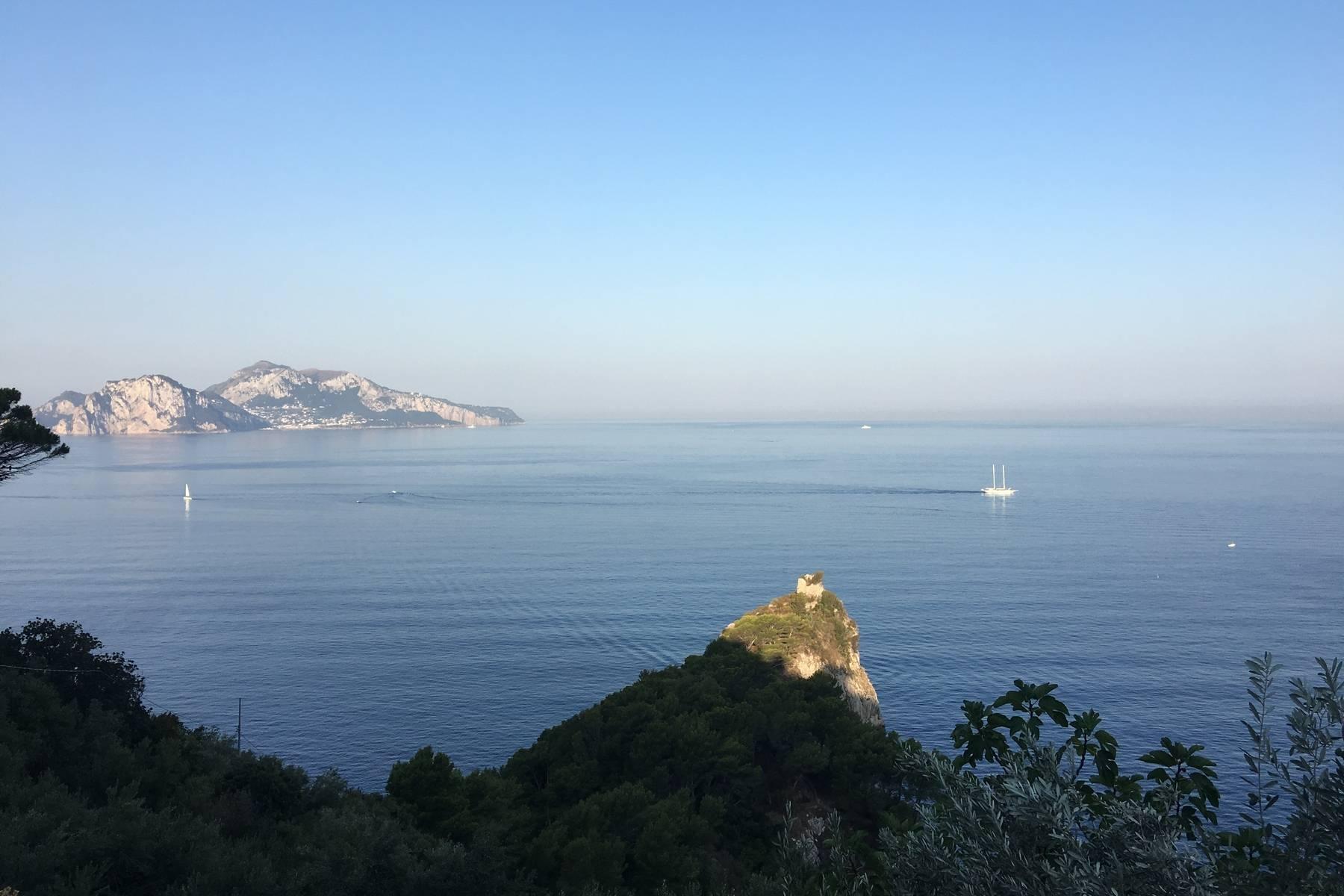 Elegante proprietà balneare con vista sul mitico Golfo di Napoli - 16