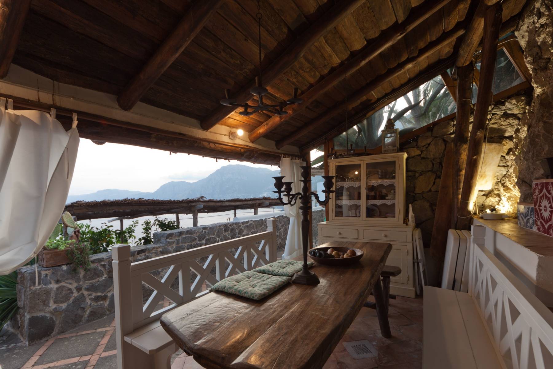 Una bellissima villa con vista sulla Costiera Amalfitana - 13