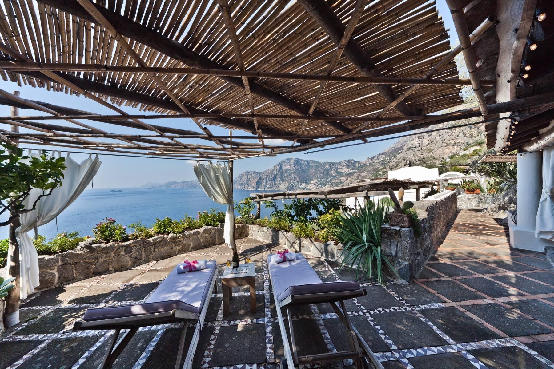 Una bellissima villa con vista sulla Costiera Amalfitana - 16