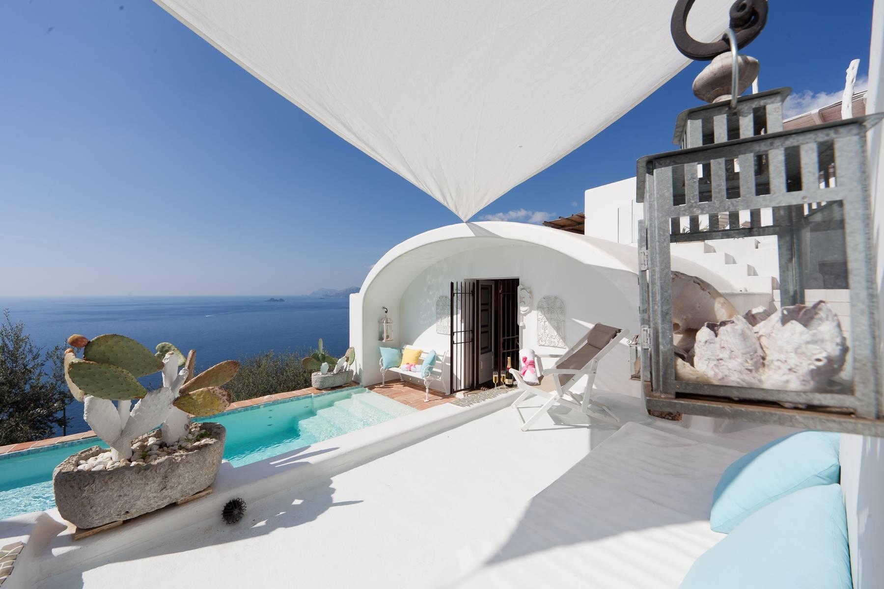 Magnifique villa avec vue sur la somptueuse côte dAmalfi - 1