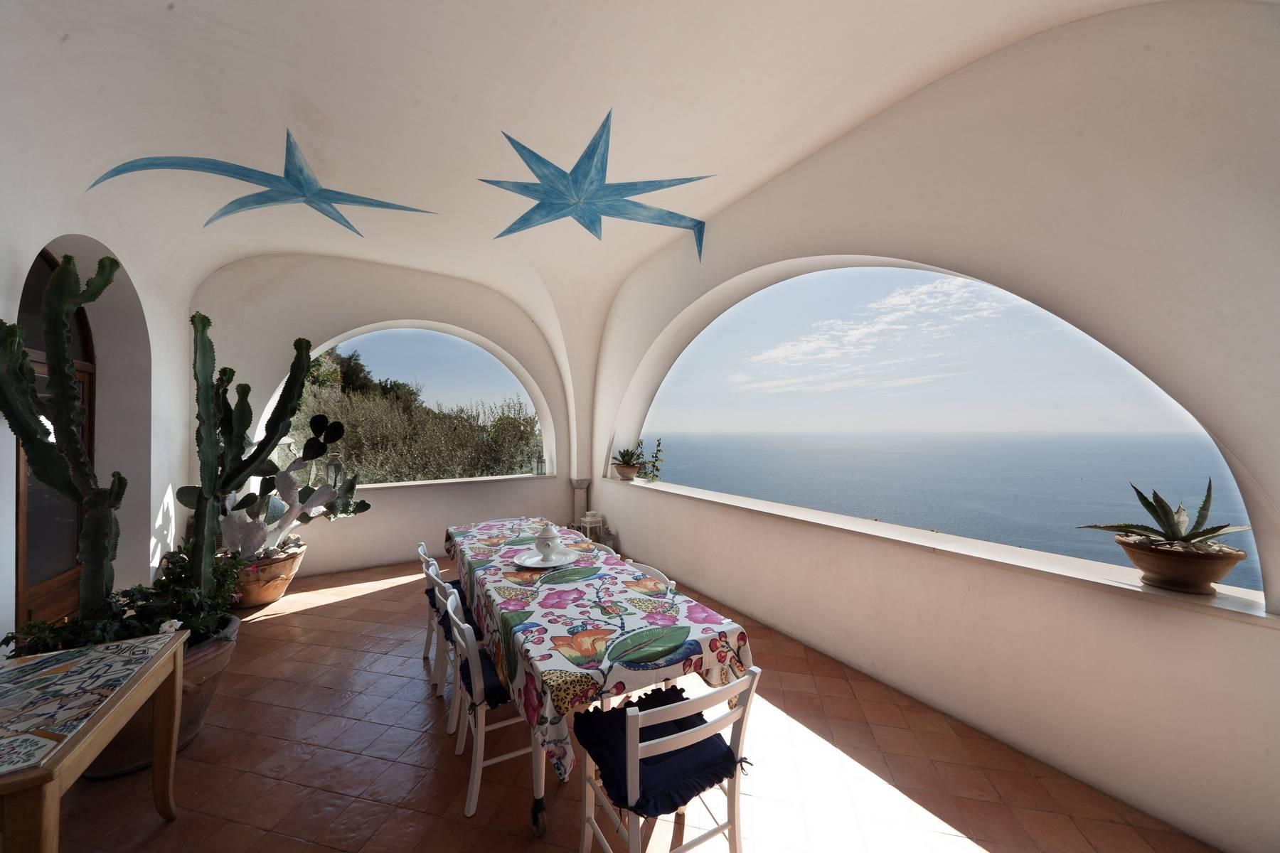 Una bellissima villa con vista sulla Costiera Amalfitana - 17