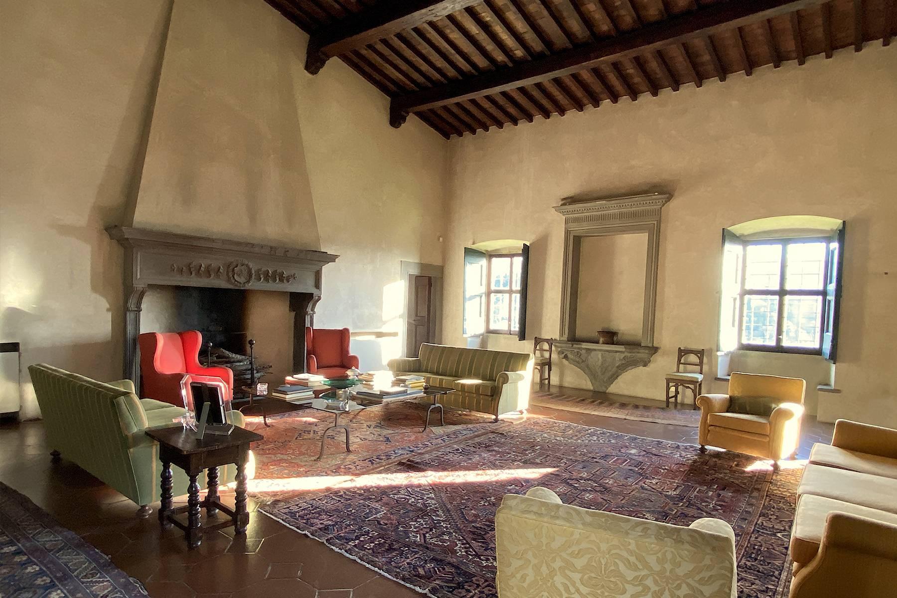 Grande villa padronale d'epoca nella più rinomata zona olearia vicino a Firenze - 8