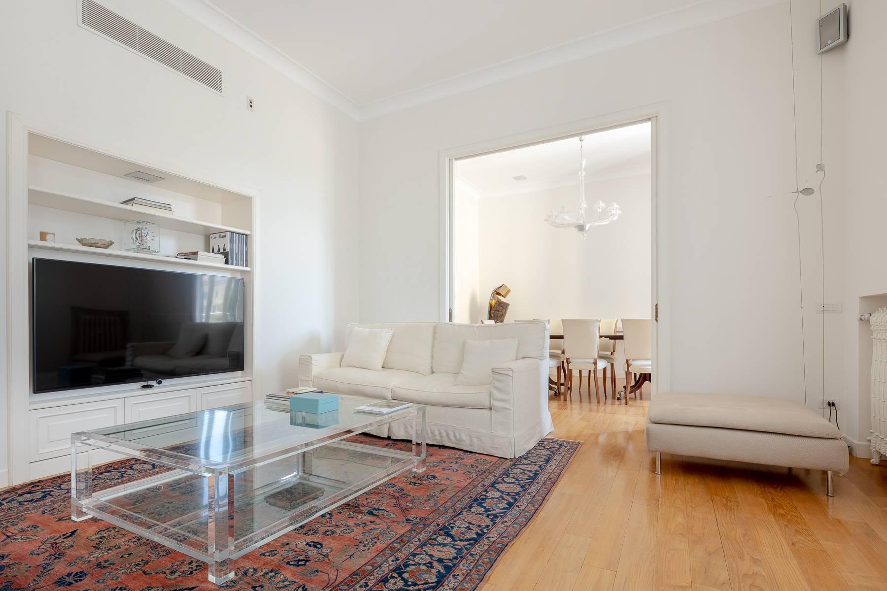 Elegant furnished apartment in the Conciliazione area - 4