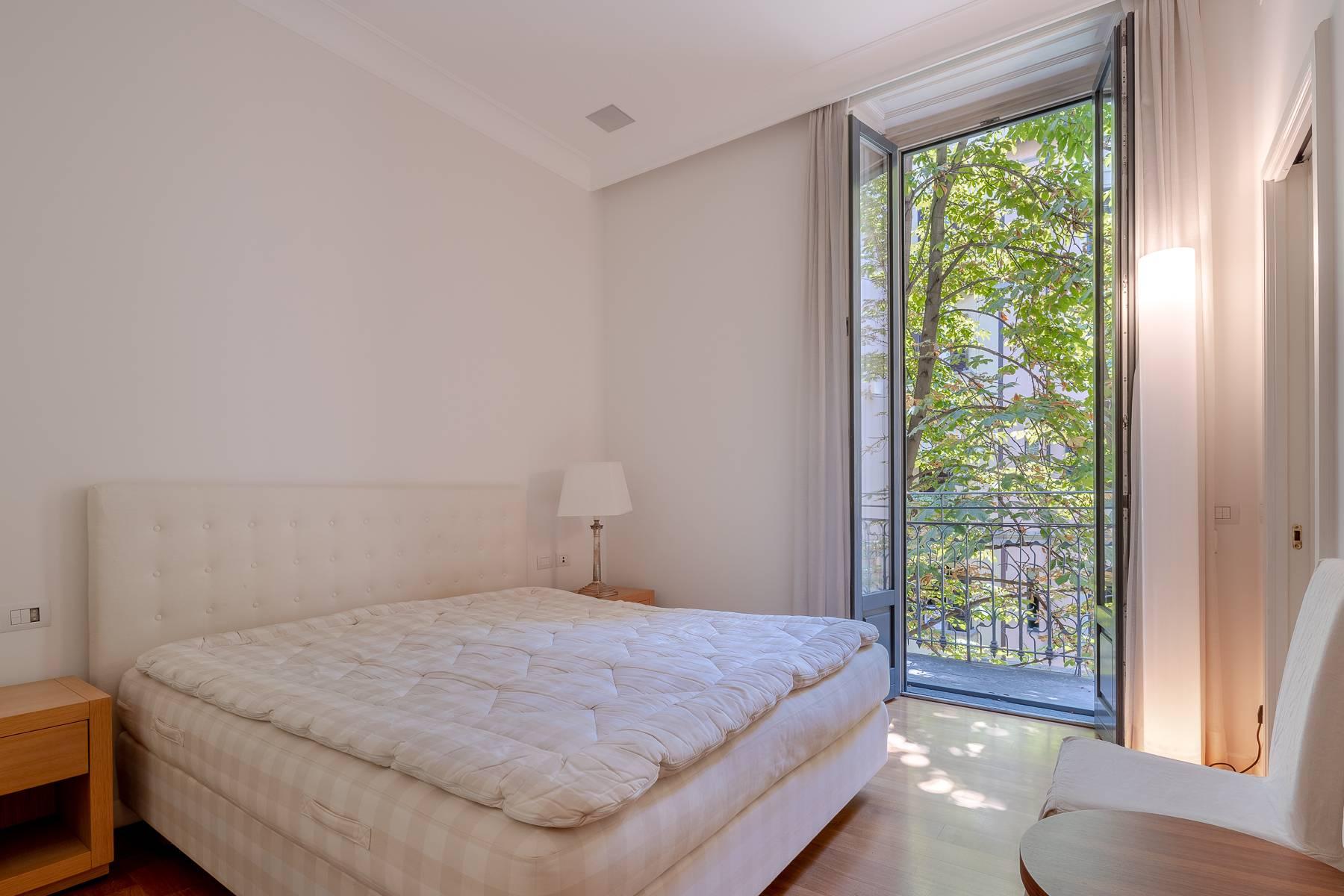 Elegant furnished apartment in the Conciliazione area - 16