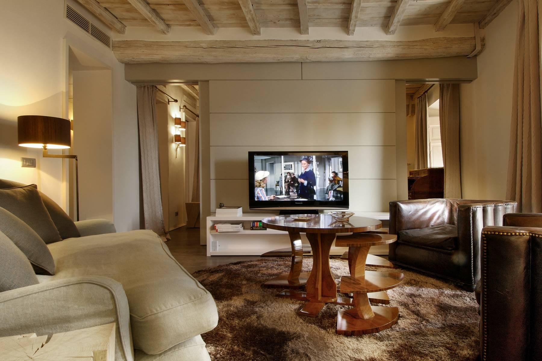 Luxurious charming Penthouse in the heart of Rome - 3
