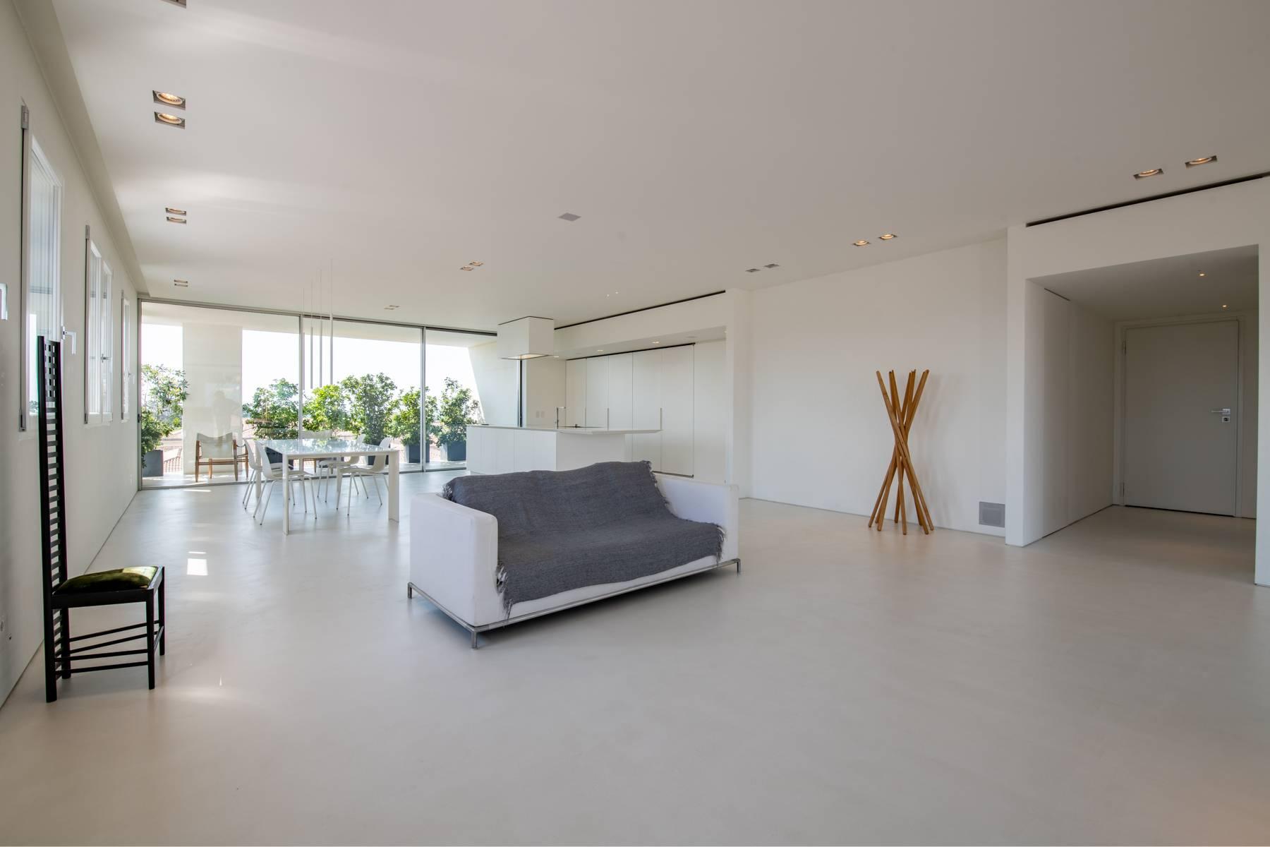 Elegante attico panoramico moderno di raffinato design dautore a basso consumo - 4