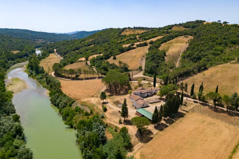 Tuscan Villa for sale, luxury houses for sale Tuscany, Italy Sotheby's