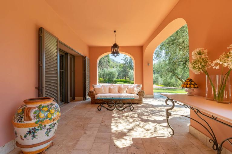 Tuscan Villa for sale, luxury houses for sale Tuscany, Italy Sotheby's