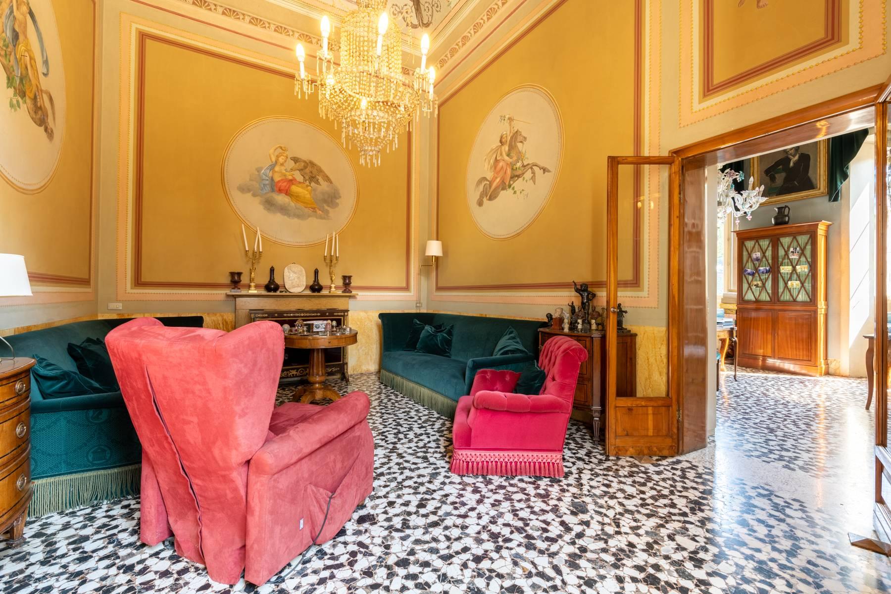 Elégante villa vénitienne avec parc romantique et dépendances - 14