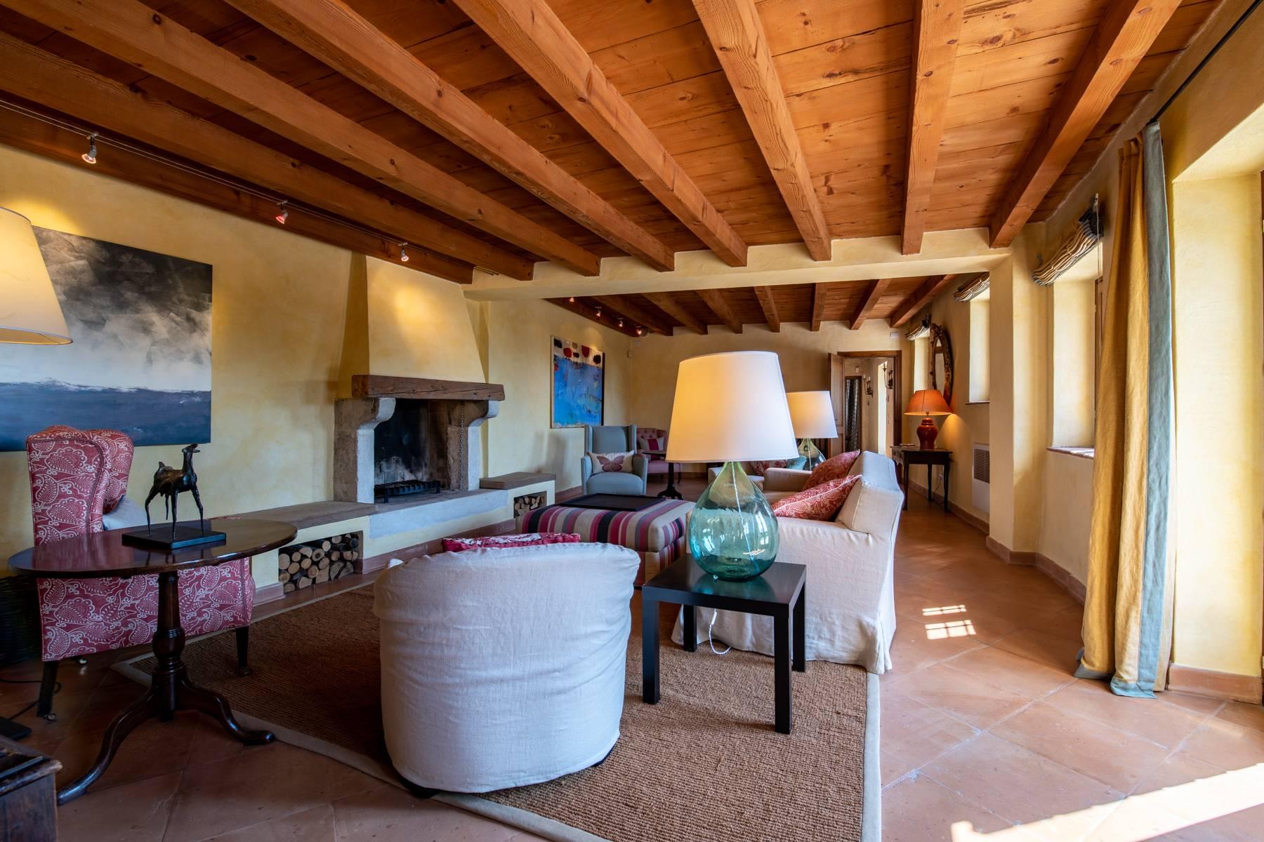 Elegant renoviertes Landhaus mit Swimmingpool in den Hügeln von Verona - 8