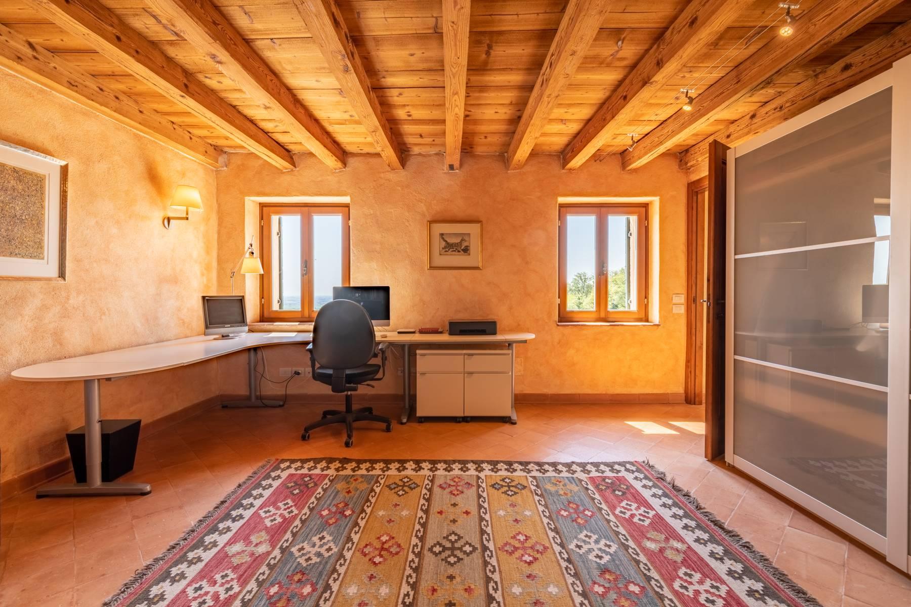Elegant renoviertes Landhaus mit Swimmingpool in den Hügeln von Verona - 28