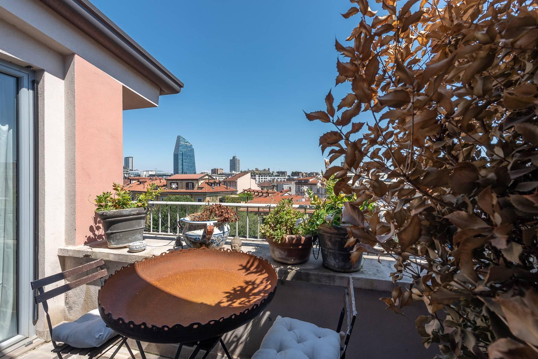 Bright and elegant charming penthouse between Brera and Porta Nuova - 11