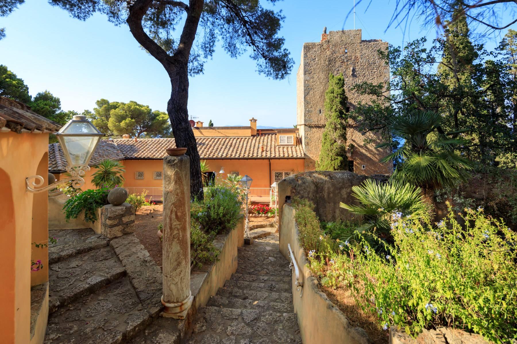 Sensational sea-view manor house with watch tower in Argentario - 12