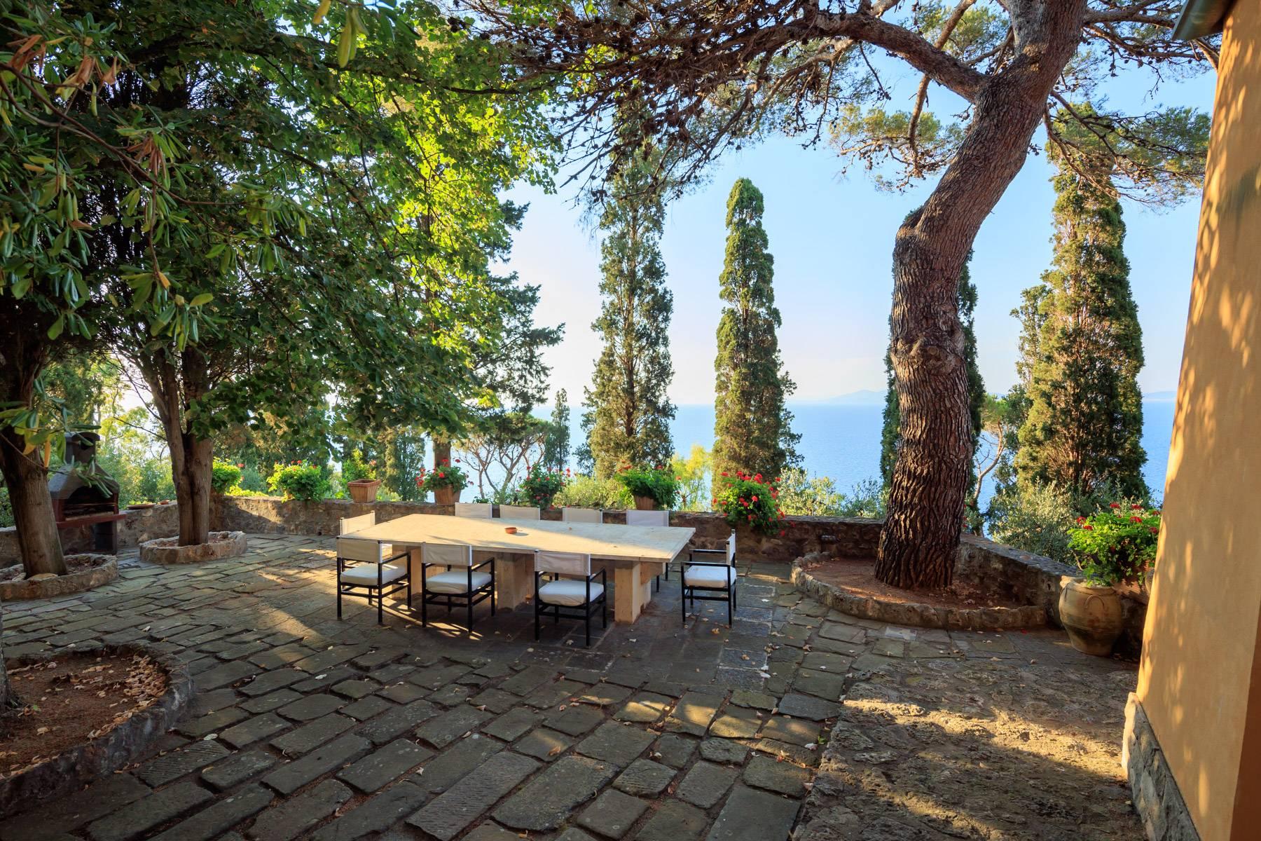 Sensational sea-view manor house with watch tower in Argentario - 9