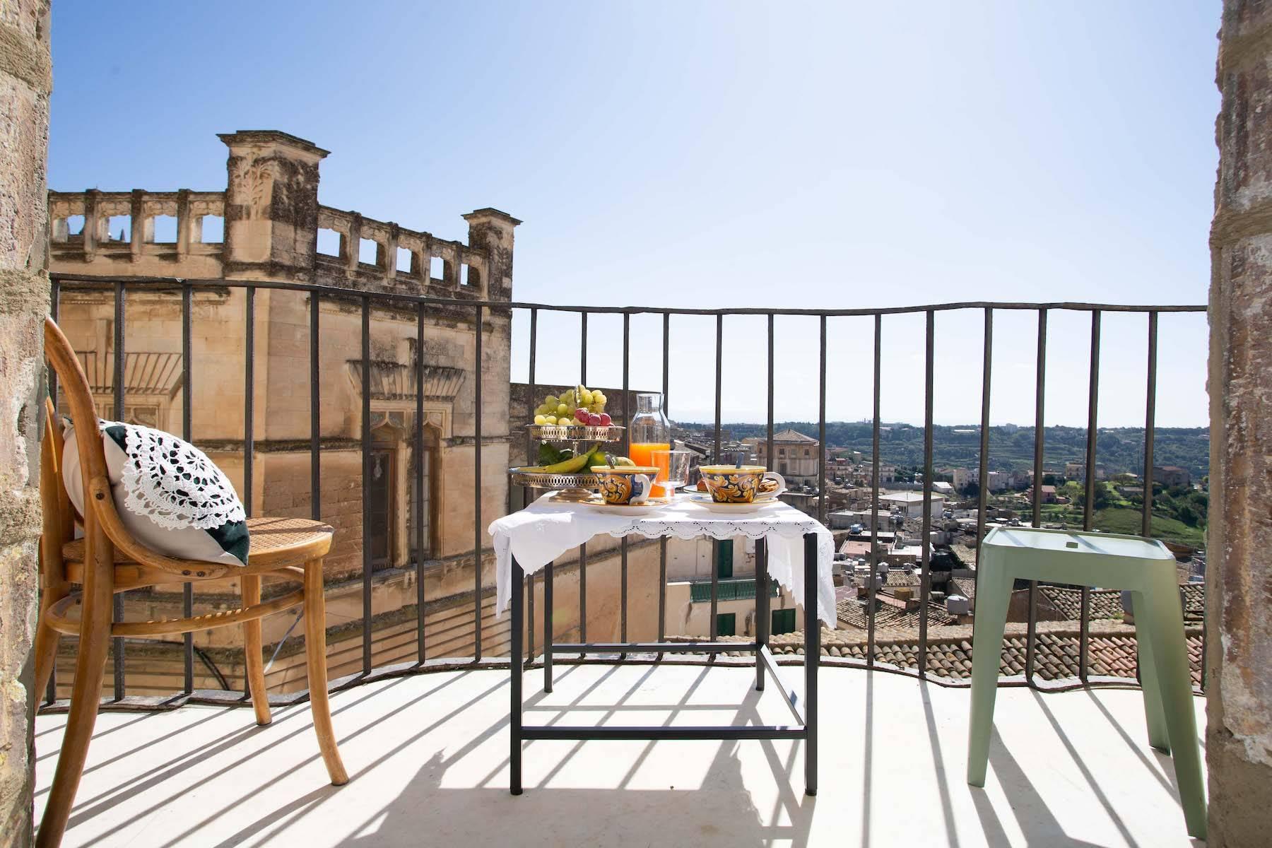 Charming apartment in the historic center of Caltagirone - 12