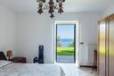 Villa mediterranea con piscina e discesa a mare privata, in vendita, Forio | Sotheby’s Realty Italy - 12
